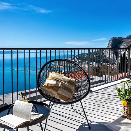 The View Vila Omis